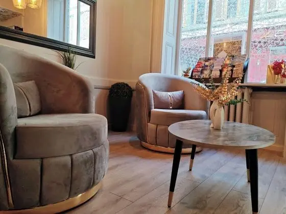 Urban Style Hotellerie du Cheval Noir - Lobi