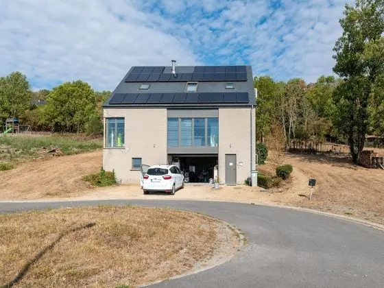 Urbane Holiday Home in Durbuy Near Adventure Valley
