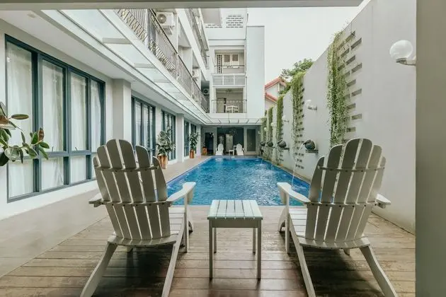 URBANEST INN HOUSE TB SIMATUPANG