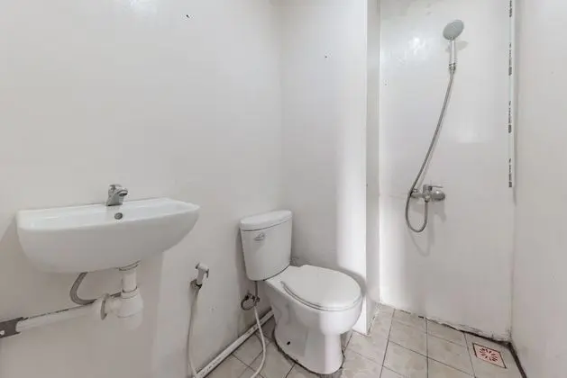 Urbanview Hotel De Grand Garuda Balikpapan - Banyo Tipleri