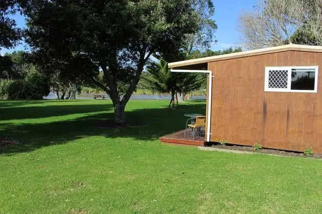 Urenui Beach Camp - Dış Mekan