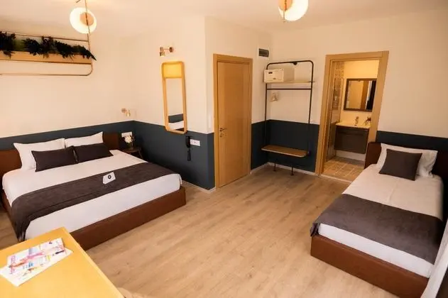 Urla 1867 Hotel