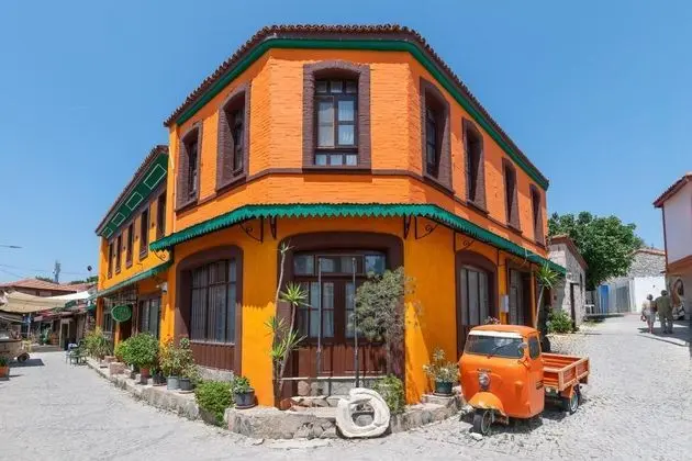 Urla Han Otel