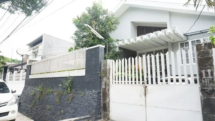 UROOMS Senopati