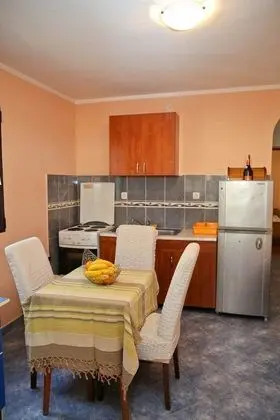 Urosevic Seaside Apartments - Mutfak