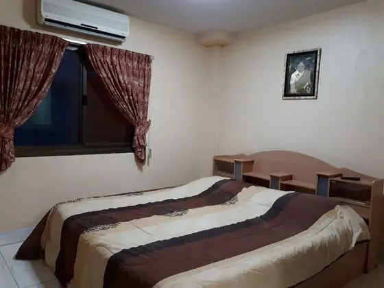Urs Treff Guesthouse - Oda