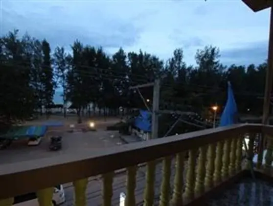 Urs Treff Guesthouse - Oda Düzeni