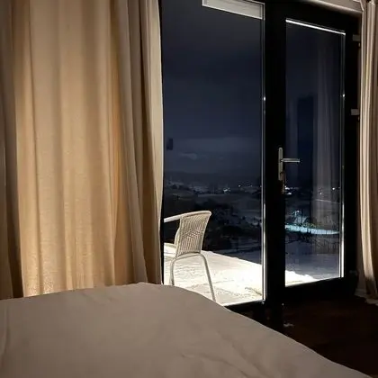 Ursa Mica Glamping Resort