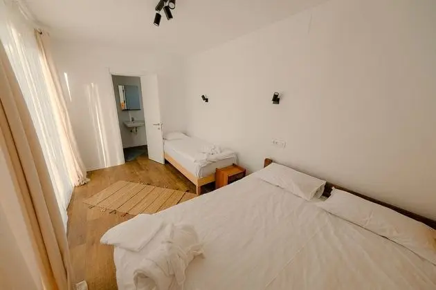 Ursa Mica Glamping Resort - Oda