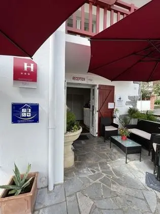 Hotel Ursula - Lobi
