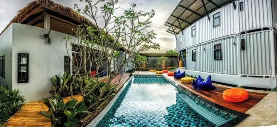 Us Hostel - Havuz