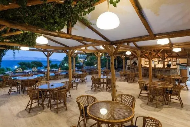 Uslu Otel Royal Yachting - Dış Mekan