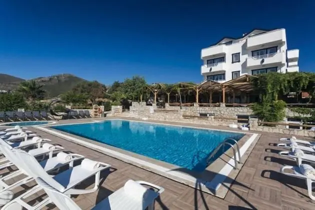 Uslu Otel Royal Yachting - Havuz
