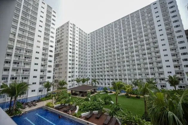 USP Suites at Shore Residences