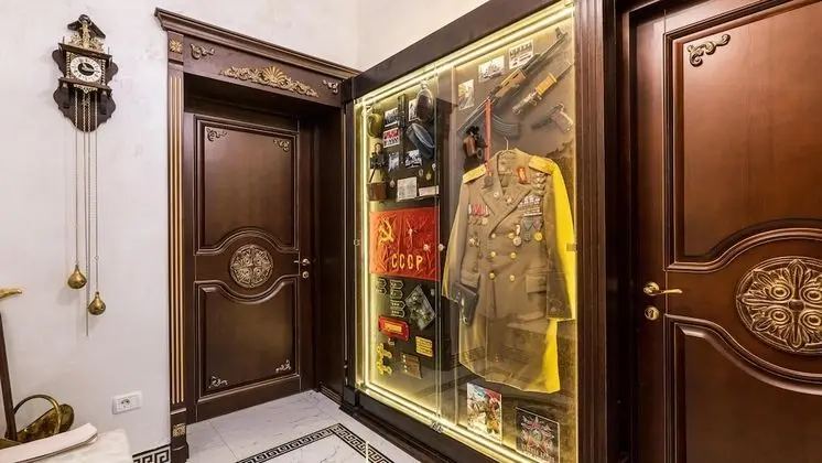 Ussr City Center Luxurious Apartment , Lives the Life of Soviet Generals - İç Mekan