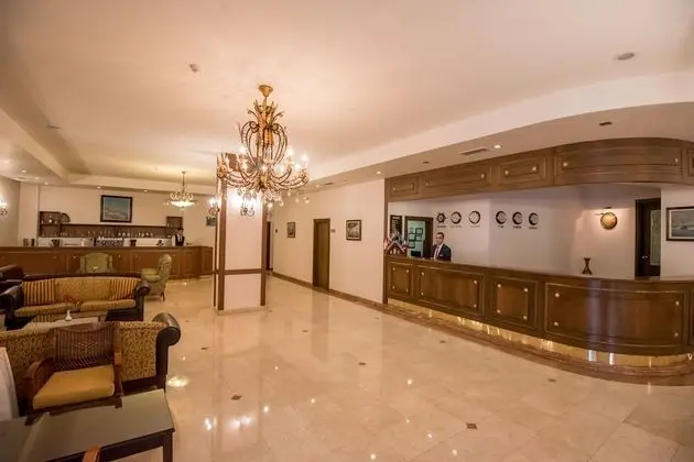 Usta Park Hotel - Lobi