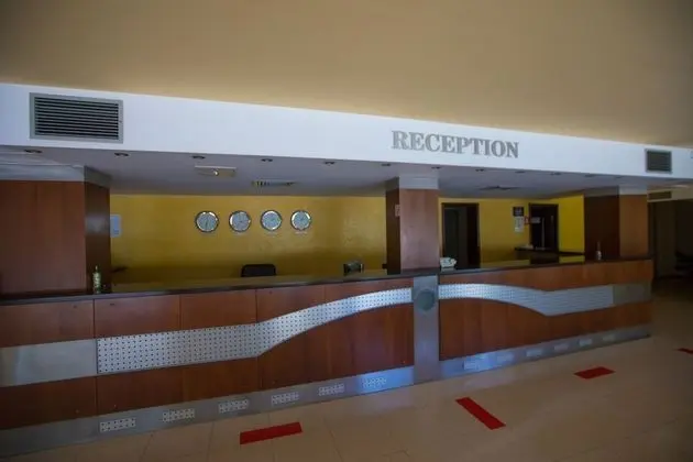 Hotel Ustra - Lobi