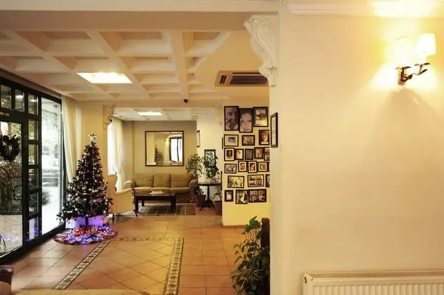 Üstün Otel Alsancak - Dış Mekan
