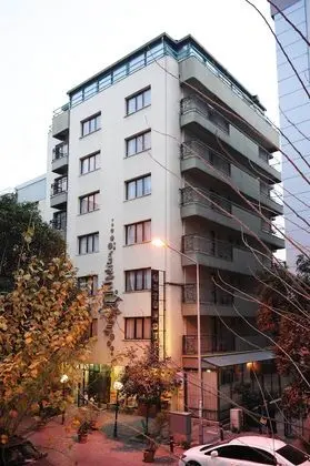 Üstün Otel Alsancak - Konum Öne Çıkanlar