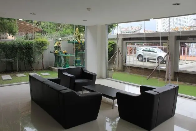 UTD Apartments Sukhumvit Hotel & Residence - Lobi