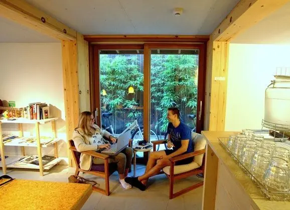 utsuwa Designed Hostel - Yerinde Yemek