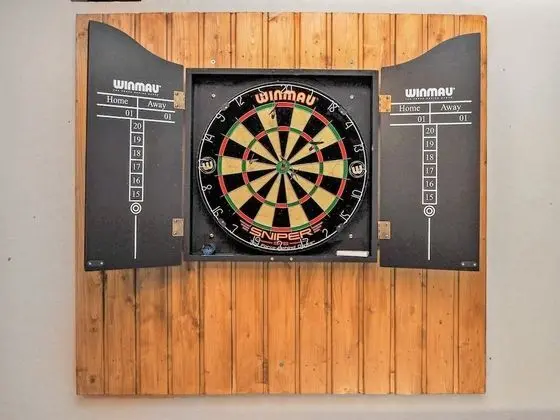 Uulanlinna b Paritalo Komula