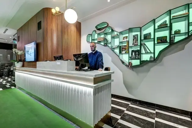 Hotel Uville Montreal - Lobi