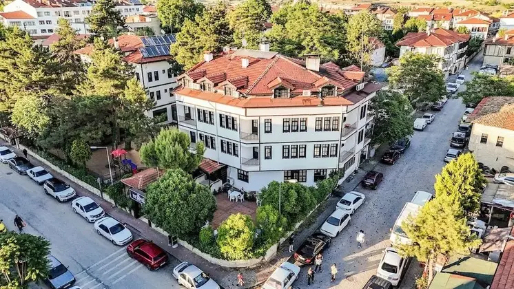 Uz Hotel Premium