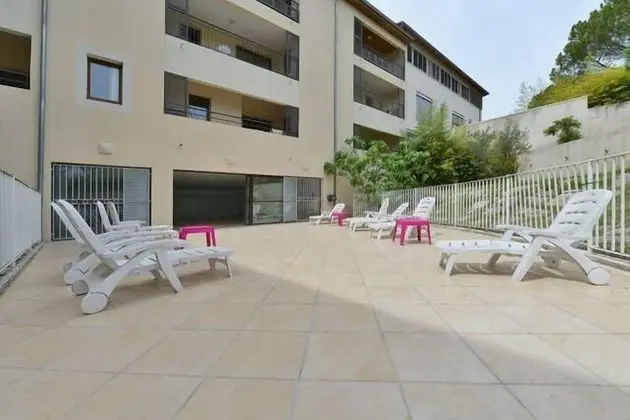 UZES APPART HOTEL - Havuz