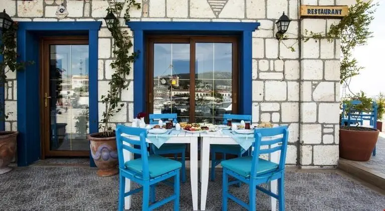 Üzüm İskelesi Butik Hotel - Yerinde Yemek
