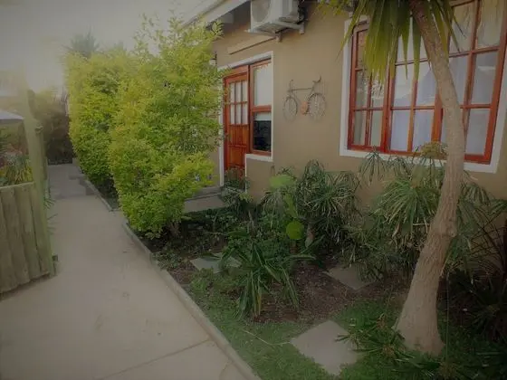 Uzuri Guesthouse