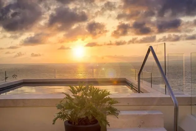 V Azul Vallarta - Luxury Vacation Rental- Adults Only - Havuz