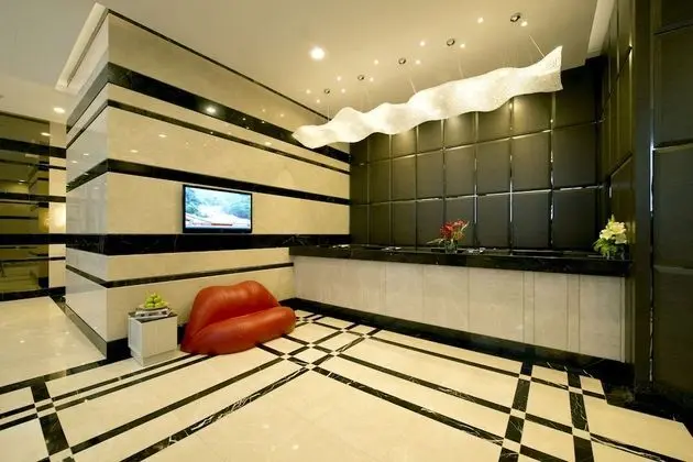 V Hotel Bencoolen - Lobi