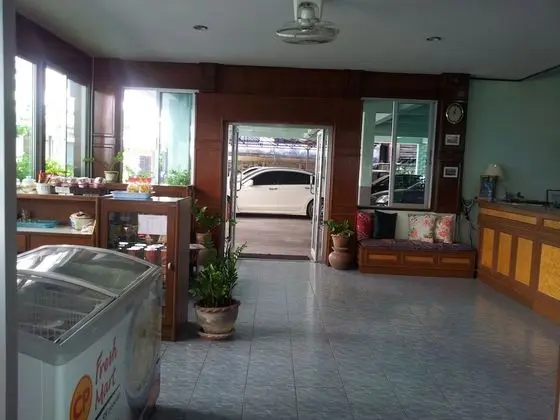 V.House Nakhon - Yerinde Yemek