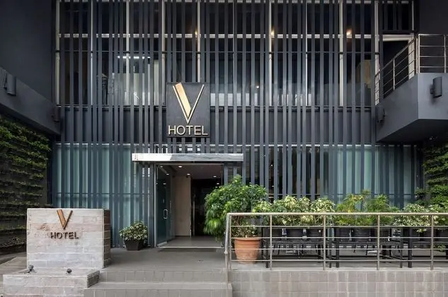 V Hotel - Dış Mekan