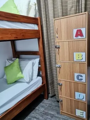 V - Rooms Hostel - Adults Only - Misafir Tesisleri ve Hizmetleri