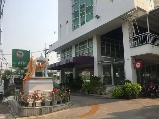 V Verve Service Apartment Hotel - Dış Mekan
