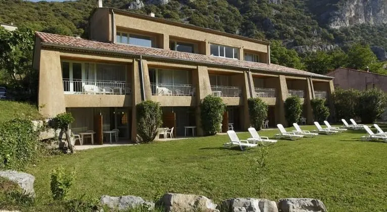 Vacancéole - Le Domaine de Chames