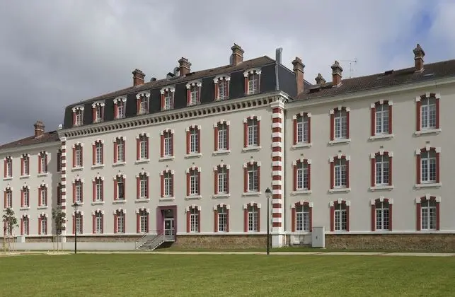Vacancéole - Les Demeures Champenoises Confort - Lobi