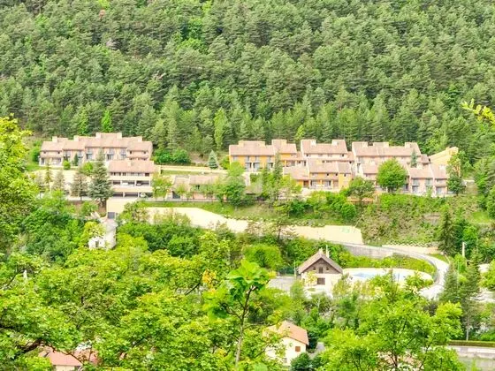 Vacancéole - Résidence Les Gorges Rouges - Dış Mekan