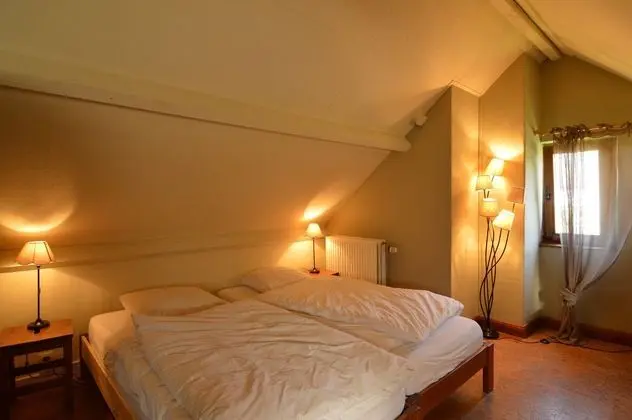 Vacation House on a Beautiful Lane and Nearby the Lake - Oda