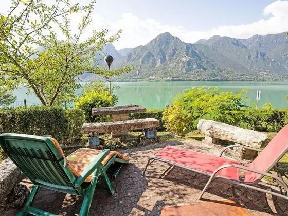 Vacation Property Located on the Lake