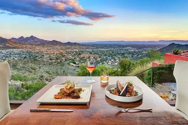 Resort Vacation Rentals P.T.C. - Yerinde Yemek