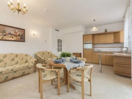 VacationClub - Etna Apartments - Mutfak