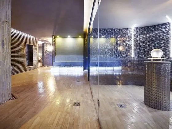 VacationClub - Olympic Apartments - Spa