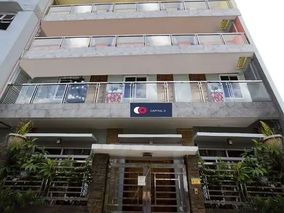 Vaccinated Staff - Capital O 806 Pattaui Residences