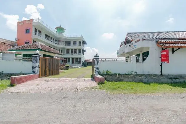 Vafa Guesthouse - 1