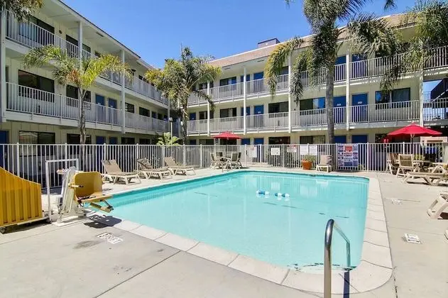 Vagabond Inn Carpinteria North - Santa Barbara - Havuz