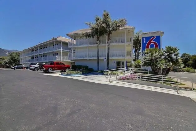 Vagabond Inn Santa Barbara - Carpinteria North - Dış Mekan