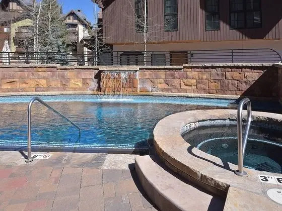 Vail Village Inn - Havuz